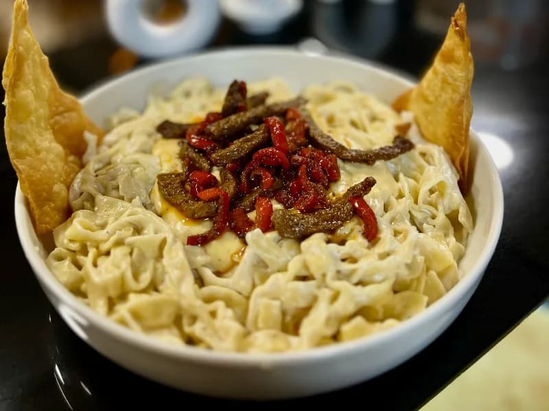 Biftekli Fettuccine