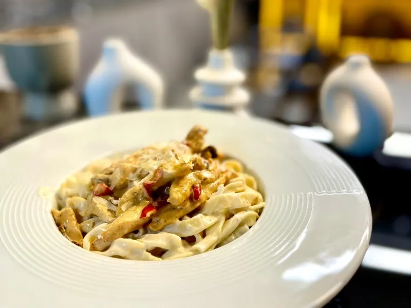 Tavuklu Fettuccine